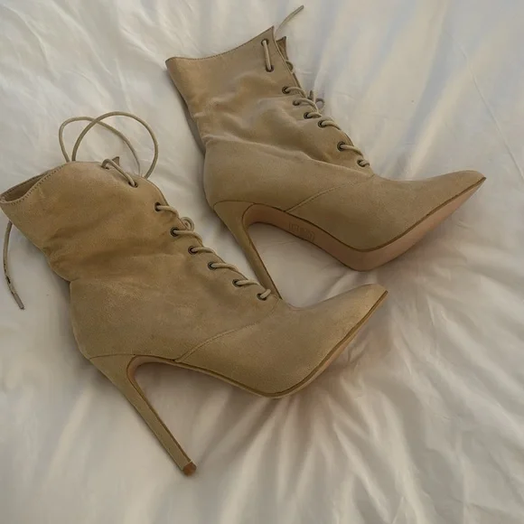 ALDO Suede tie boots - Picture 3 of 5
